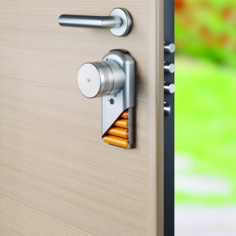 Электронный замок DiSec Motorlock MVA-KB фото в интернет-магазине ДорогиеЗамки.рф